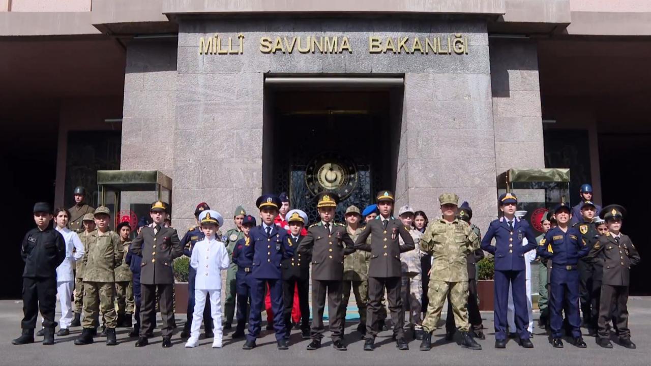 23 Nisan'da çocuklardan 'Vatan Marşı'