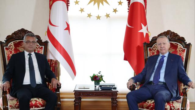Cumhurbaşkanı Erdoğan, KKTC Cumhurbaşkanı Erhürman ile görüştü
