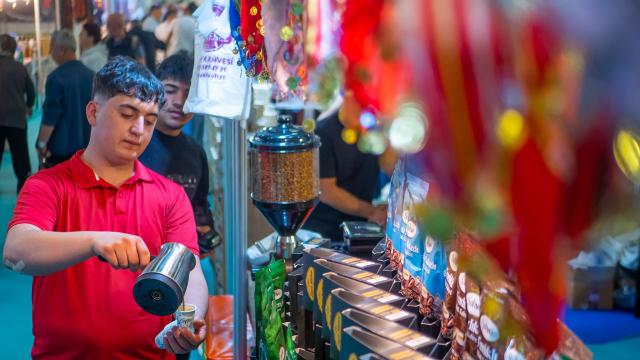 Yöresel Ürünler Fuarı başladı