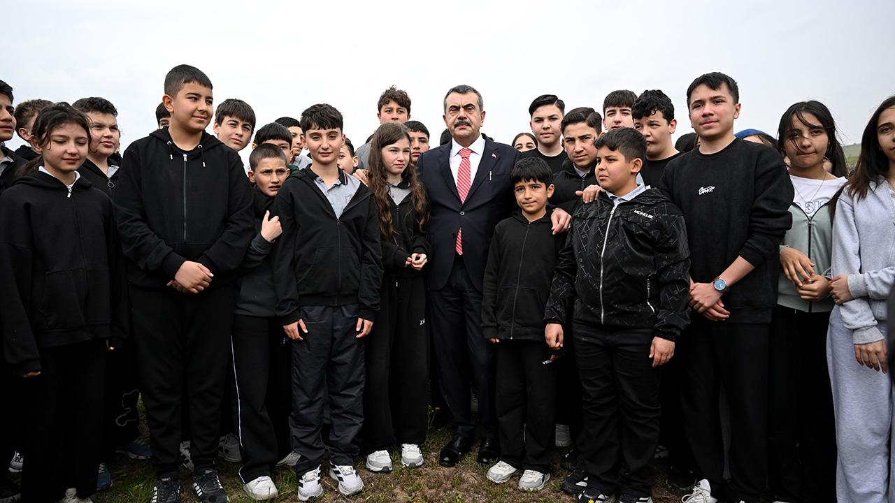 Bakan Tekin: Okullara gelecek yeni güvenlik tedbirleri yakında kamuoyuyla paylaşılacak