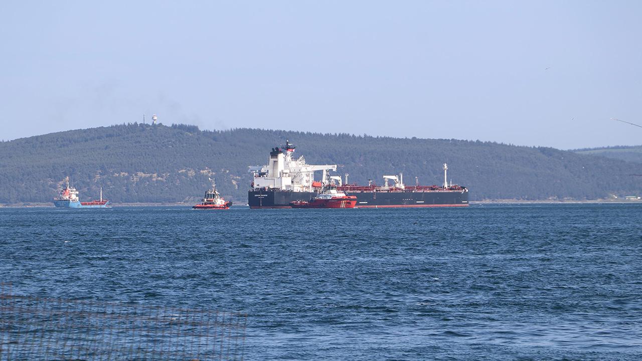 Çanakkale Boğazı çift yönlü transit geçişe kapatıldı