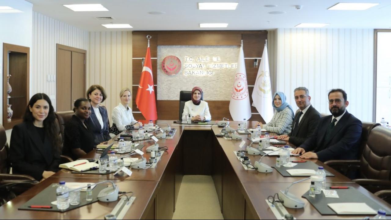 Bakan Göktaş, Meta’nın Küresel Güvenlik Direktörü’nü kabul etti