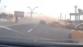 Kerkük'te freni arızalanan tır 37 araca çarptı