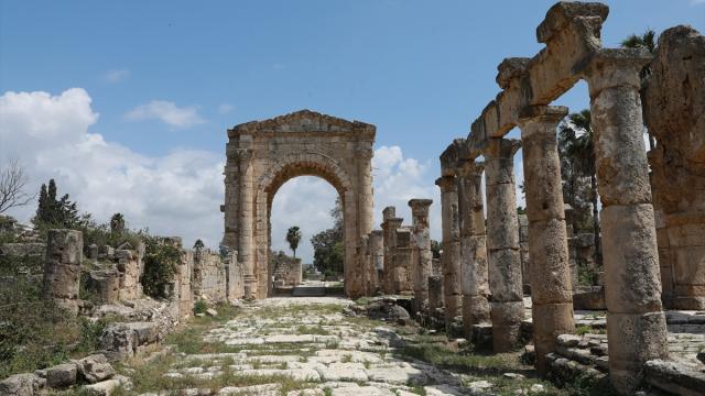 İsrail'in Lübnan'a saldırılarında tarihi eserler de zarar gördü