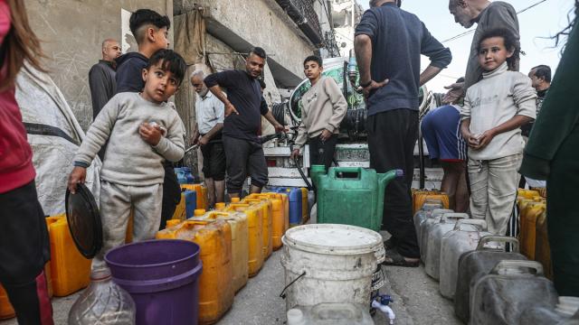 Gazze'de su krizi devam ediyor