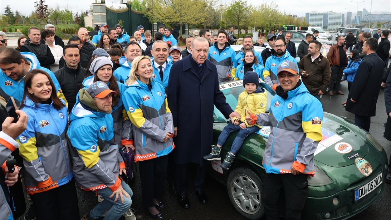 19 bin kilometre, 19 ülke