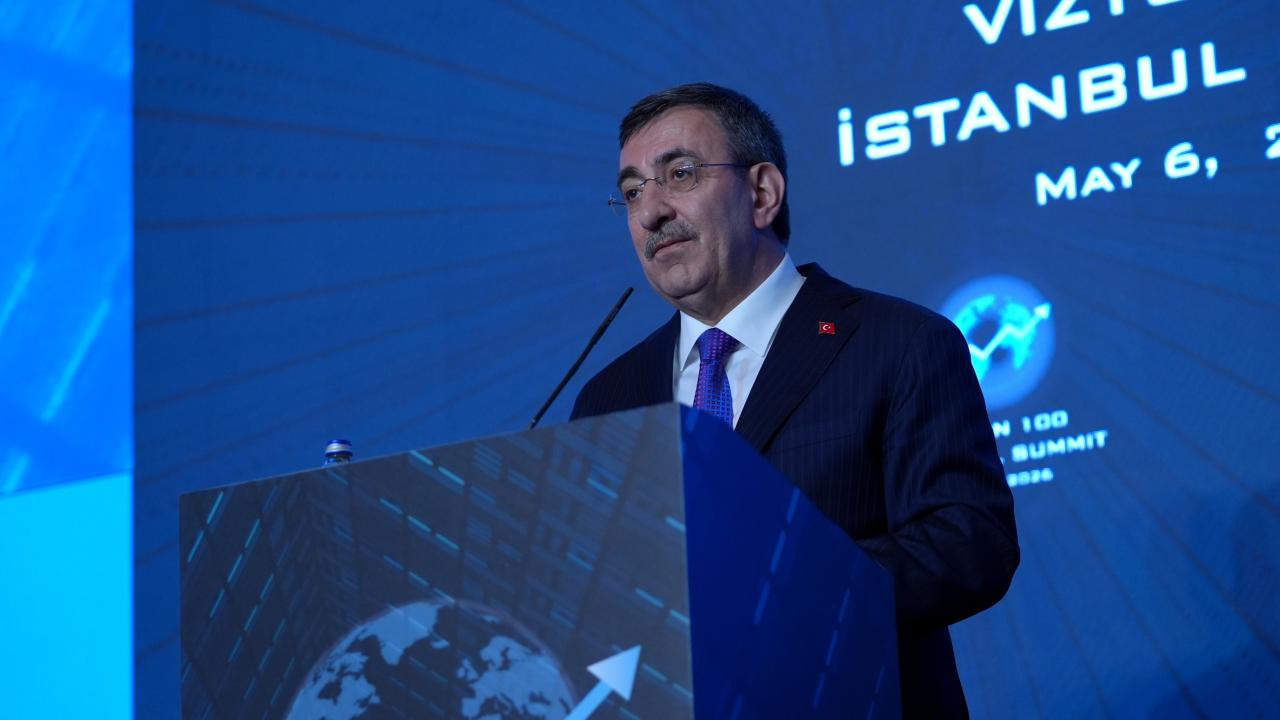 Yılmaz: Türkiye, 'dünyanın bağlantı noktası' konumunda olan bir ekonomidir