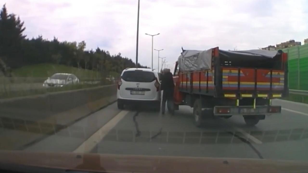 Trafikte tartıştığı sürücüyü takip etti, 180 bin lira ceza aldı