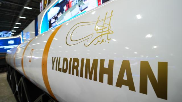 'YILDIRIMHAN' Füzesi SAHA 2026'da sergilendi