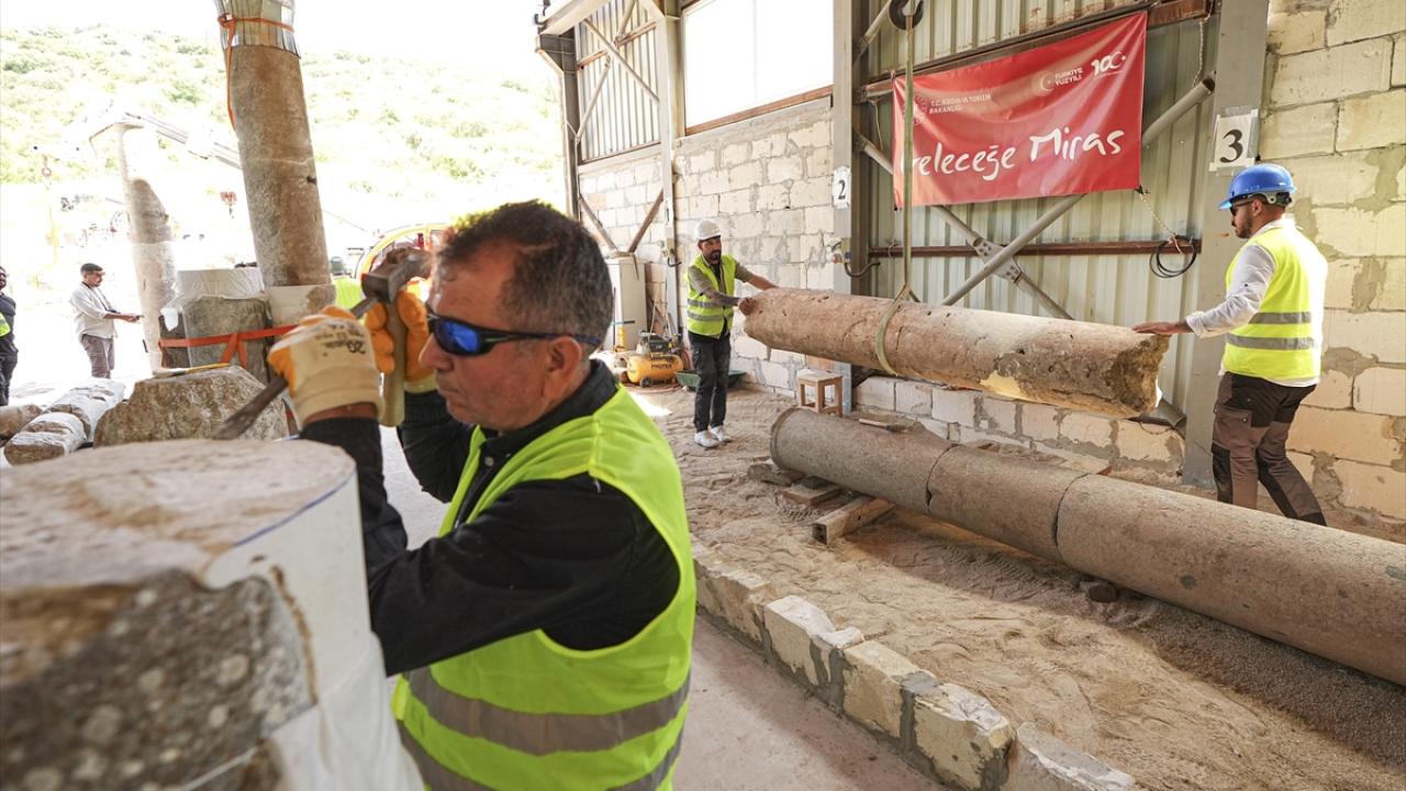 2500 yıllık caddede restorasyon