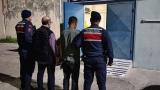 Yaşlı çiftin 10 milyon lirasını dolandırdılar