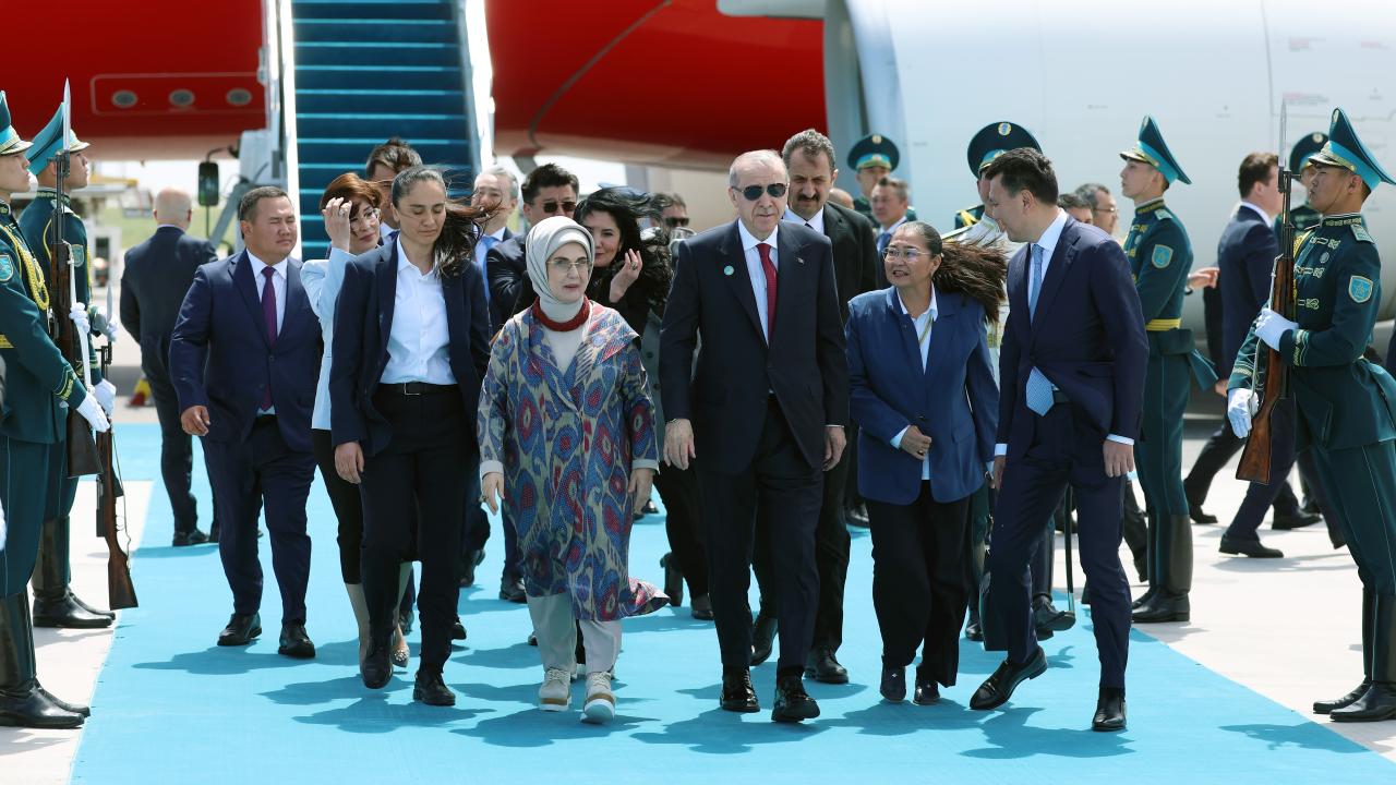 Cumhurbaşkanı Erdoğan Türkistan'da