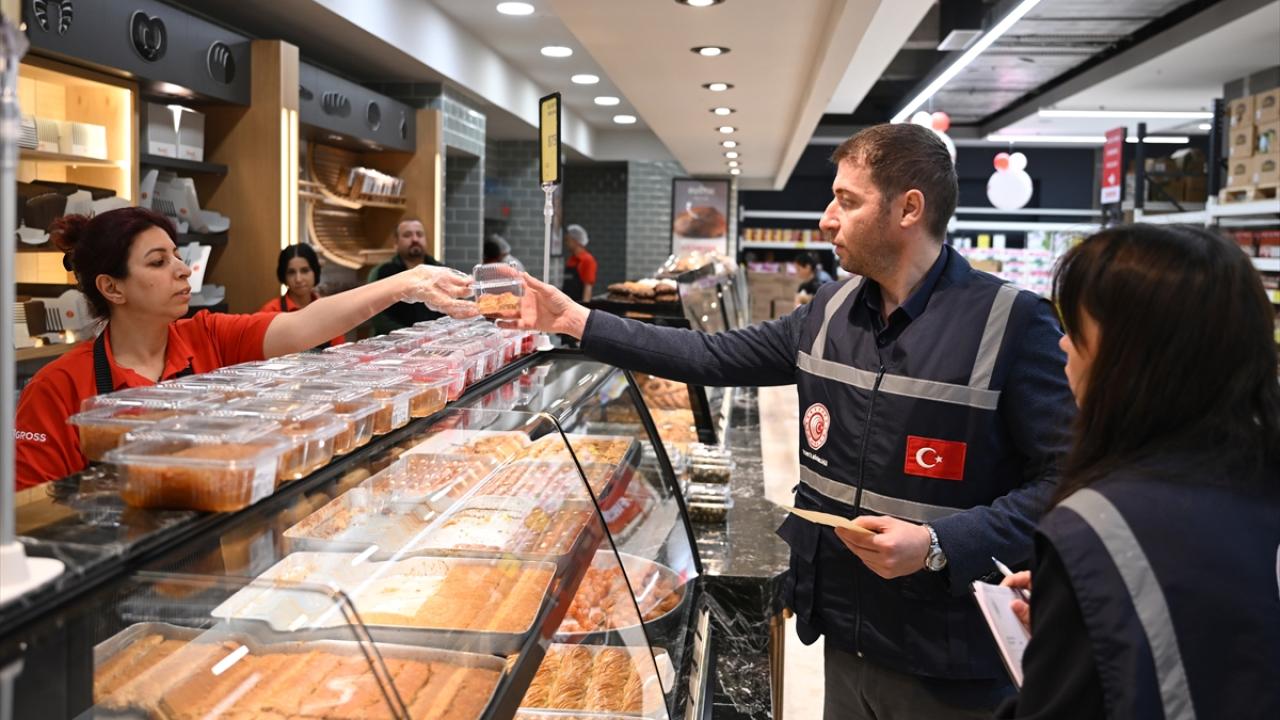 Etiket-kasa fiyatı kontrol edildi