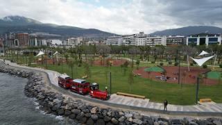 Hatay İskenderun sahilinde "Gezi Treni" hizmete alındı
