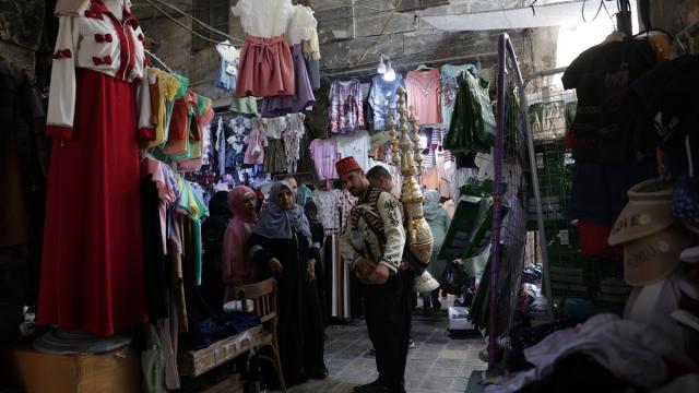 Tarihi Halep Çarşısı eski canlılığına kavuşuyor