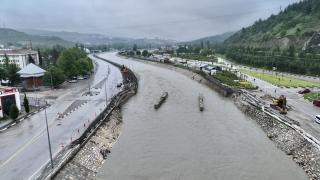Taşkın riski bulunan Yeşilırmak Nehri dronla görüntülendi