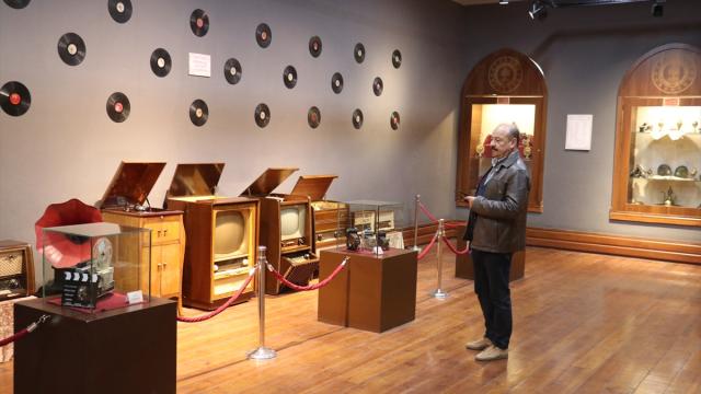 Vatandaşların bağışladıkları eski eşyalar, Atatürk Kongre Müzesi'nde sergileniyor