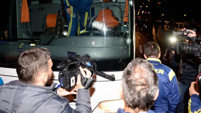 Fenerbahçe otobüsüne saldırı dosyasında yeni gelişme: 5 şüpheliye operasyon haber görseli