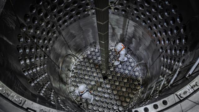 Akkuyu NGS'nin 1. güç ünitesine temsili nükleer yakıt yüklendi