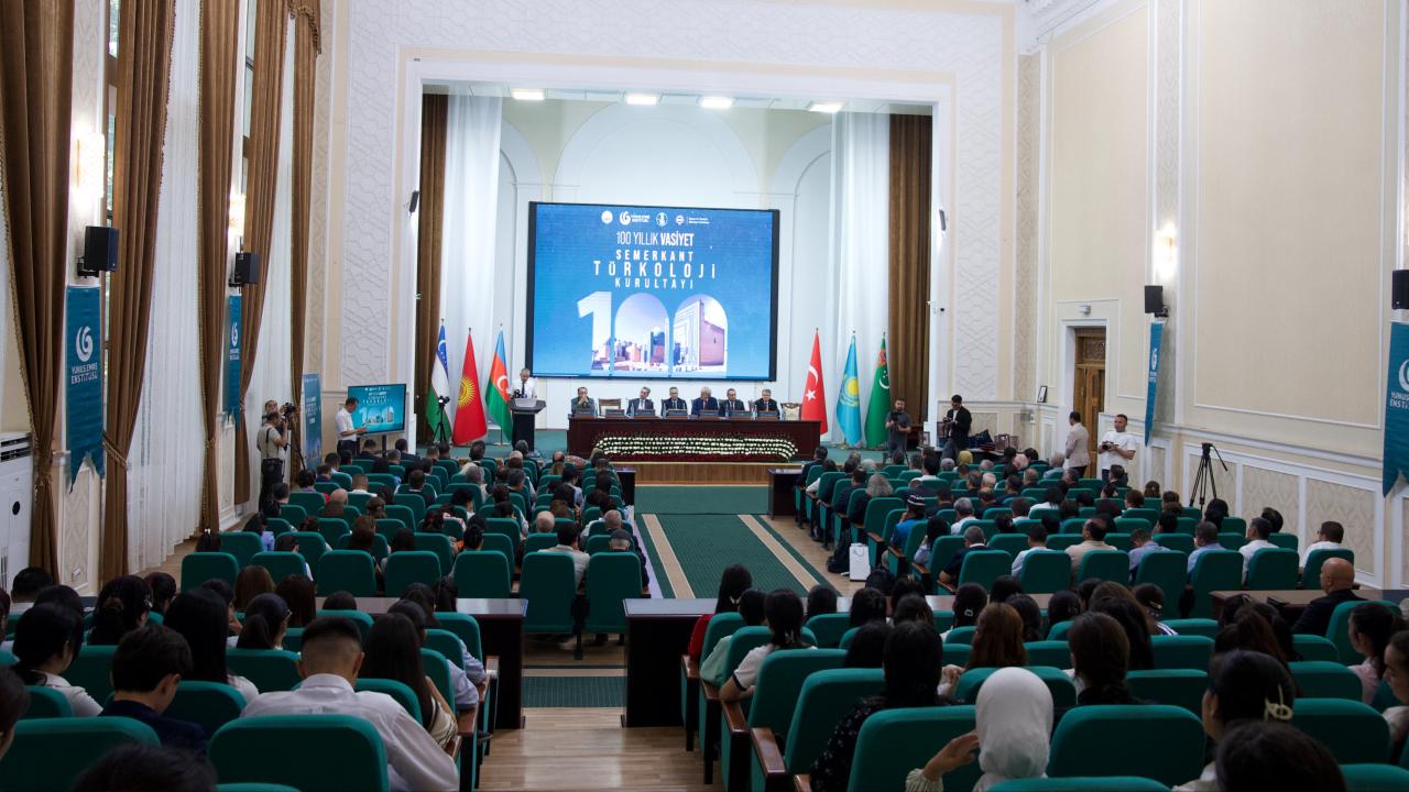 Türkoloji dünyasının 100 yıllık vasiyeti Semerkant’ta yerine getirildi