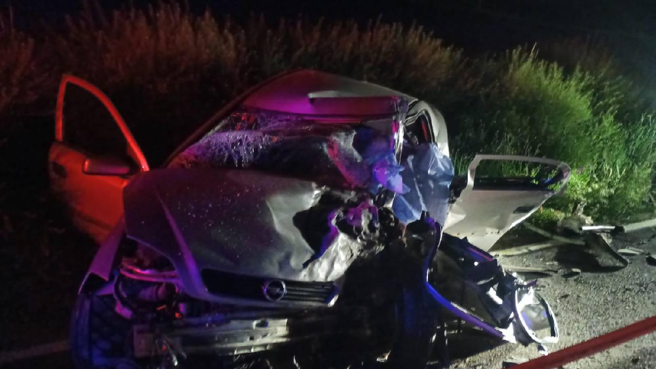 Konya'da kamyonetle çarpışan otomobilin sürücüsü öldü, 5 kiş