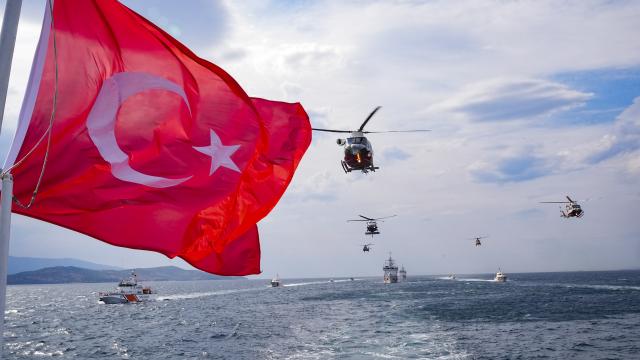 Sahil Güvenlik'ten Ege'de arama kurtarma tatbikatı