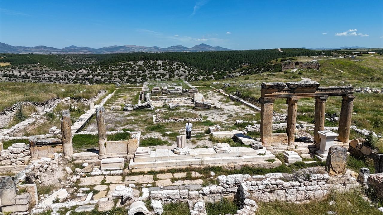 "Blaundos`ta önemli keşifler, kalıntılar bulmayı hedefliyoruz"