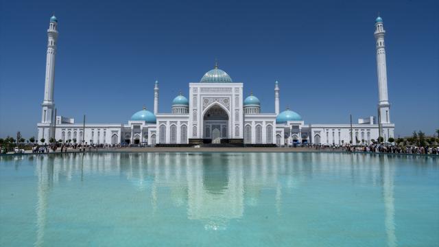 Özbekistan'da Mart ayında hizmete açılan İmam Buhari Külliyesi, inanç turizminin yeni merkezi oldu