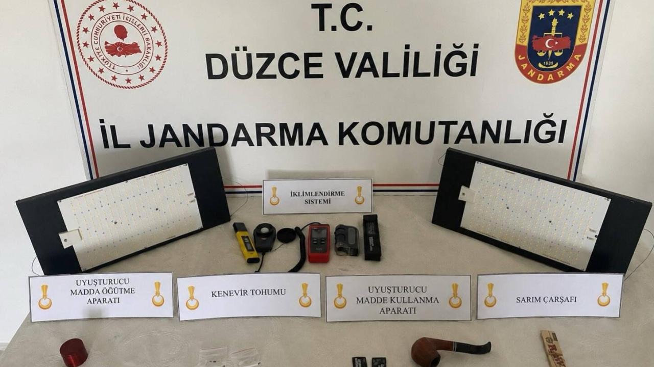 Düzce'de kaçakçılık ve uyuşturucu operasyonları: 10 gözaltı