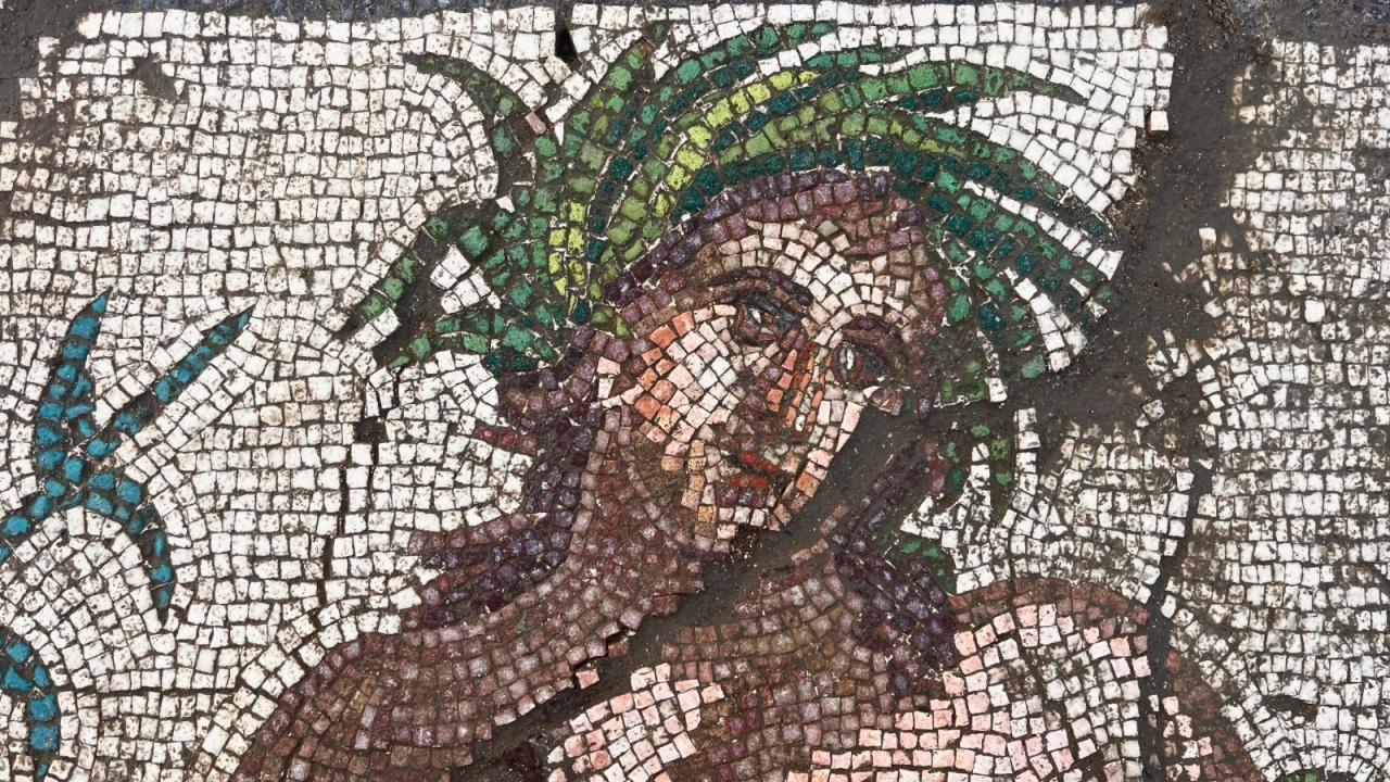 Aspendos’ta 3. yüzyıla ait Genç Eurymedon tasviri bulundu