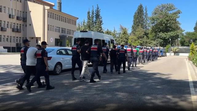 22 ilde FETÖ operasyonu: 128 şüpheli yakalandı haber görseli