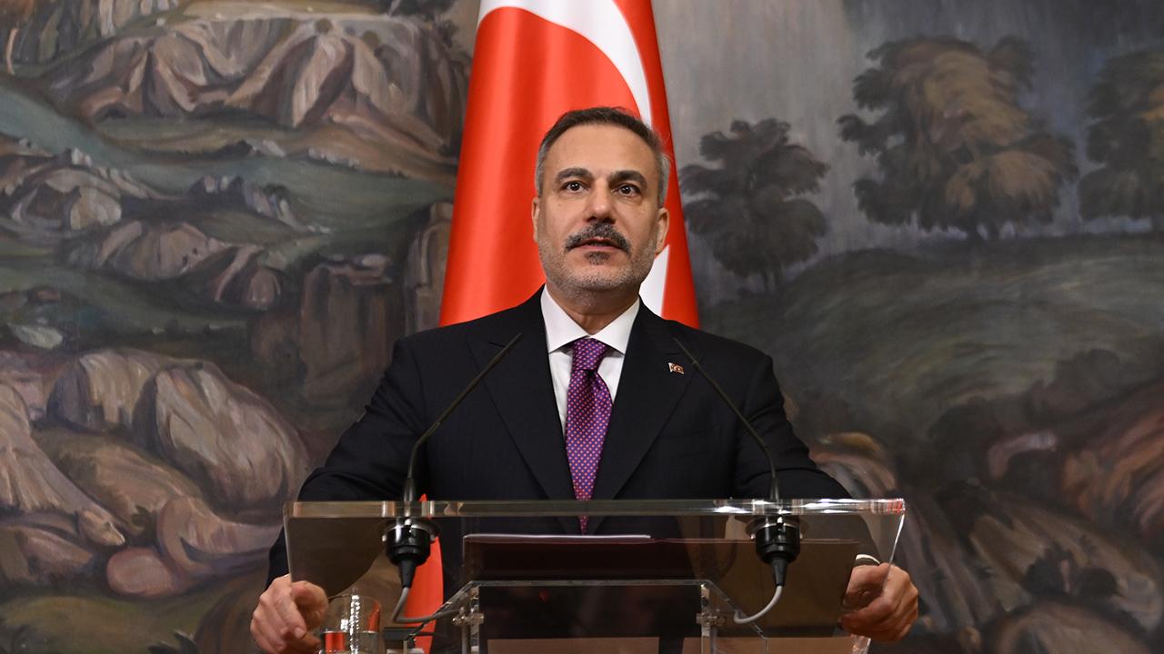 Fidan’dan depremle sarsılan Venezuela’ya destek mesajı