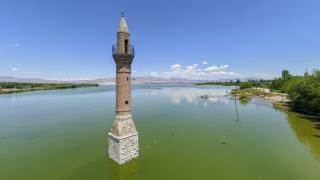 Karakaya Barajı çevresindeki yerleşim yerleri yeniden su altında kaldı
