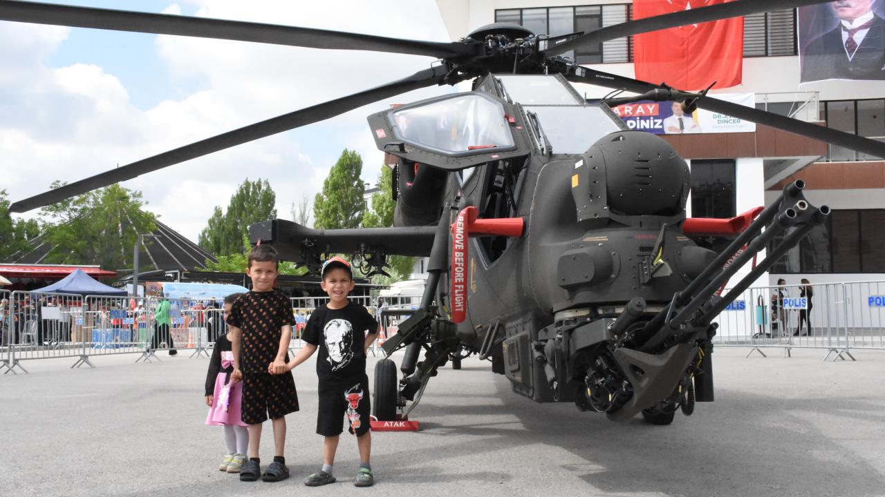 4. Aksaray Bilim Festivali F16 uçaklarının selamlamasıyla başladı