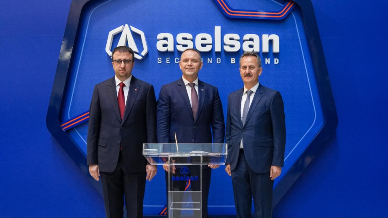 Polonya Cumhurbaşkanı Navrocki ASELSAN’ı ziyaret etti