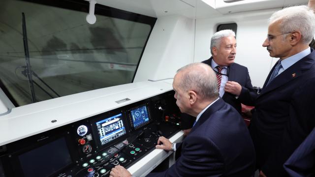 Cumhurbaşkanı Erdoğan Halkalı-İstanbul Havalimanı Metro Hattı Açılış Töreni'ne katıldı