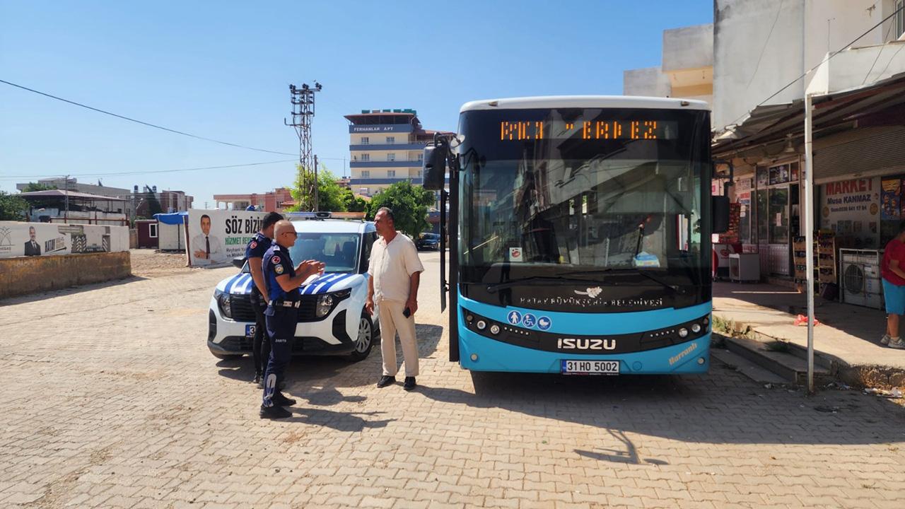 Engelliye yardımcı olmayan halk otobüsü şoförü görevinden uzaklaştırıldı