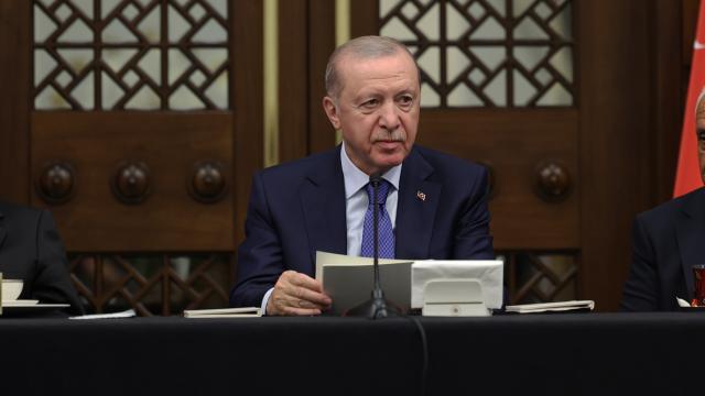 Cumhurbaşkanı Erdoğan, Alevi Canlara Yönelik İlgiyi Vurguladı ve Kerbela Acısını Yad Etti