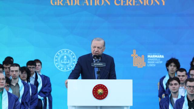 Cumhurbaşkanı Erdoğan, Marmara Anadolu İmam Hatip Lisesi Mezuniyet Töreni'ne katıldı