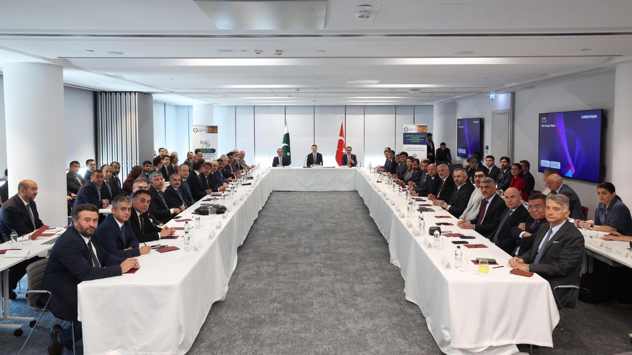 Türkiye, Pakistan’ın elektrik özelleştirmesine destek verecek