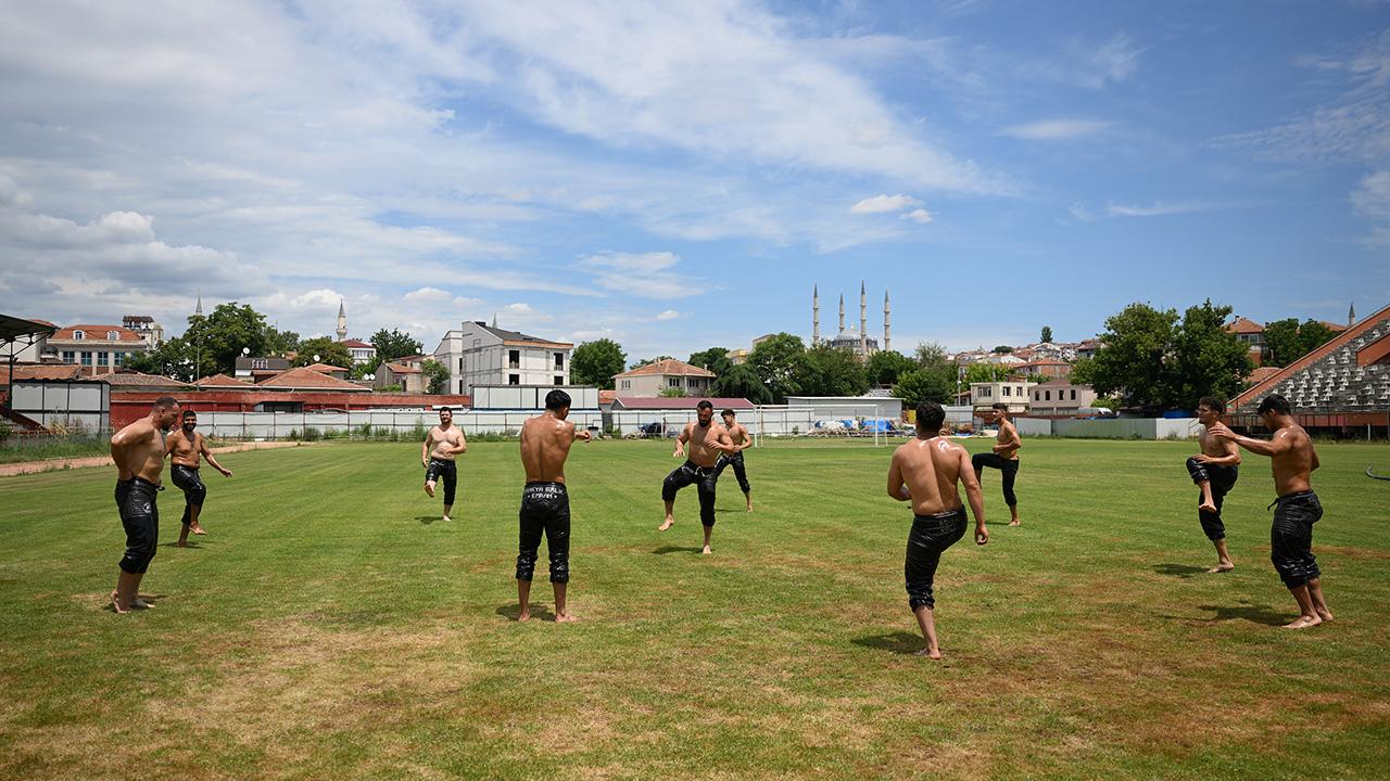 Tarihi Kırkpınar Yağlı Güreşleri'ne sayılı günler kaldı
