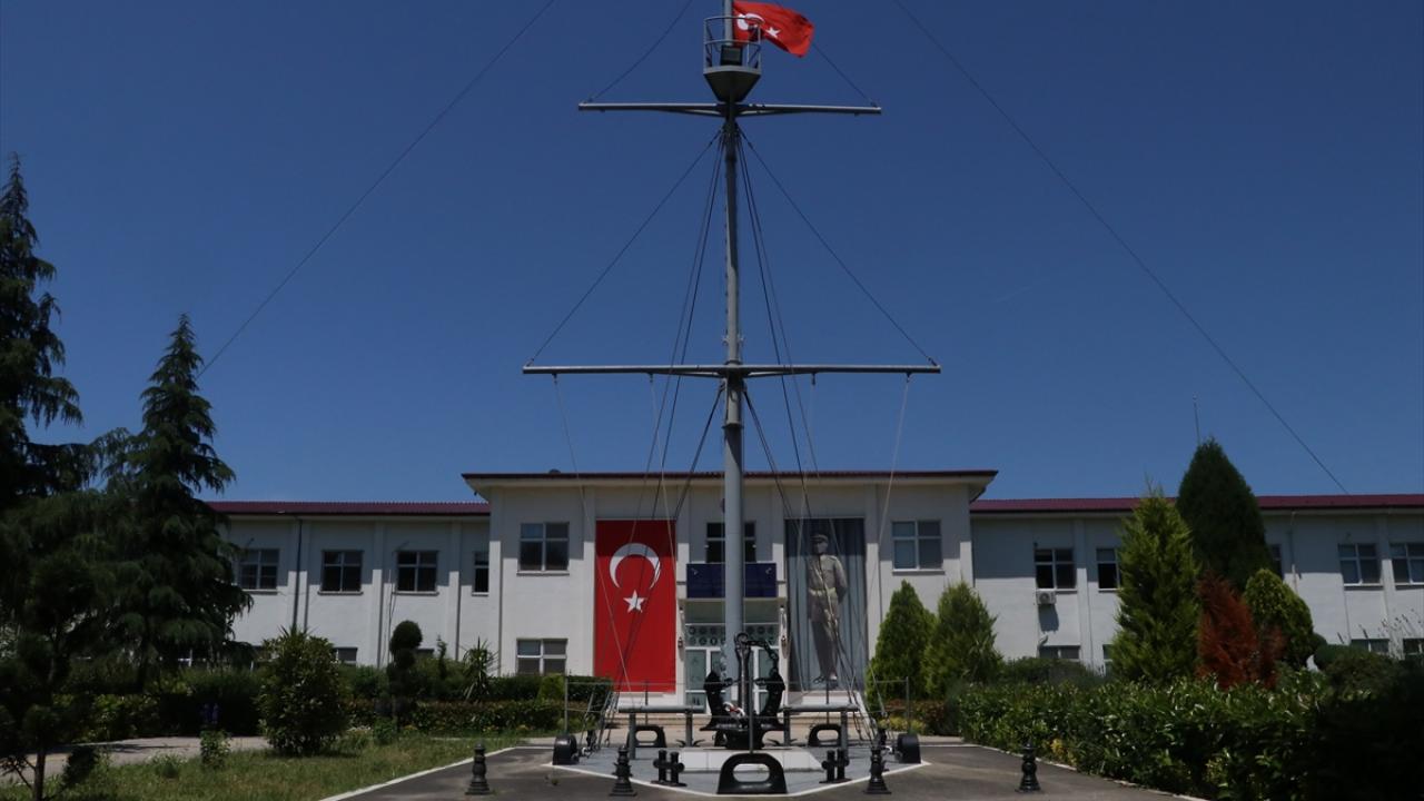 DAMYO`nun gözbebeği kadın astsubay adayları göreve hazır
