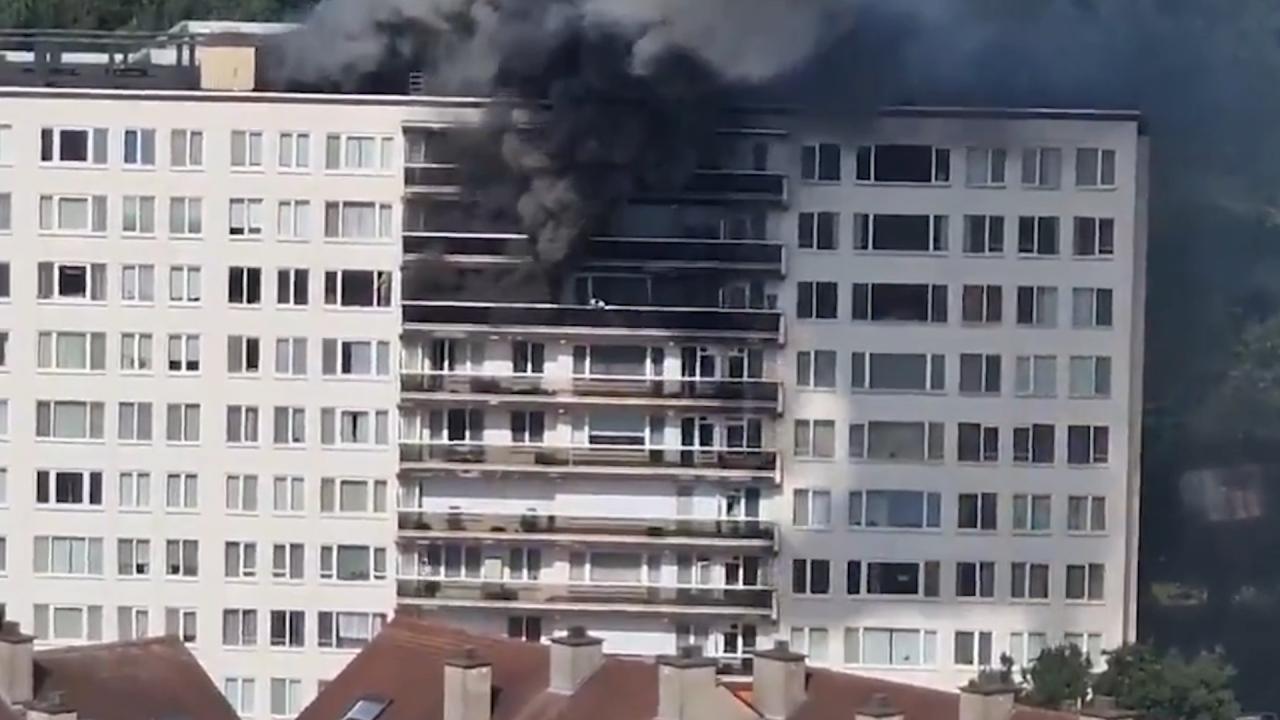 Belçika’da bir apartmanda çıkan yangında en az 6 kişi öldü