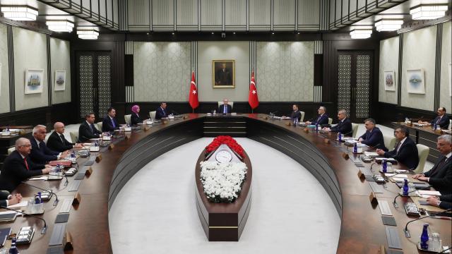 Kabine, yeni haftanın ilk gününde toplanacak haber görseli