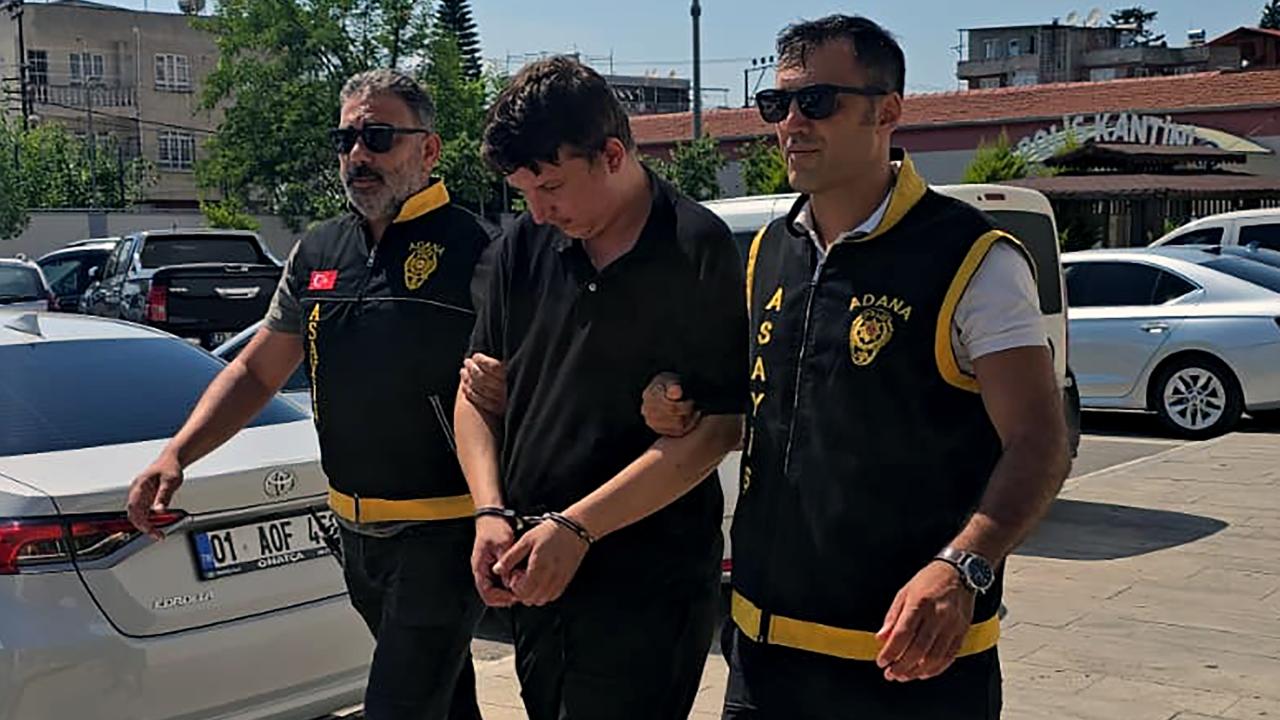 Sahte kimlik gösterdi, koluna yazdırdığı adı kendini ele verdi
