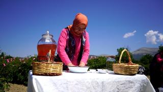 Isparta'da Osmanlı'dan günümüze gül şerbeti geleneği yaşatılıyor
