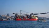 Doğal gaz boru hattı döşeme platformu İstanbul Boğazı'ndan geçiş yaptı