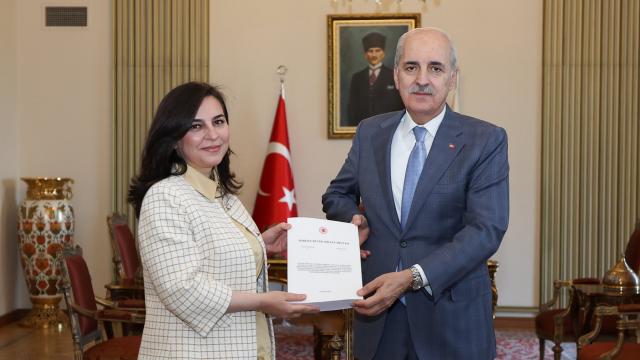 Suça sürüklenen çocuklara ilişkin araştırma komisyonu, raporunu TBMM Başkanı'na sundu