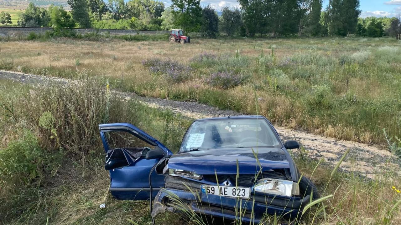 Tokat’ta cenazeden dönenleri taşıyan otomobil devrildi: 1 ölü, 1 yaralı