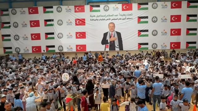 Gazzeli çocuklar Türkiye'nin desteğiyle yaz kamplarında umut buluyor